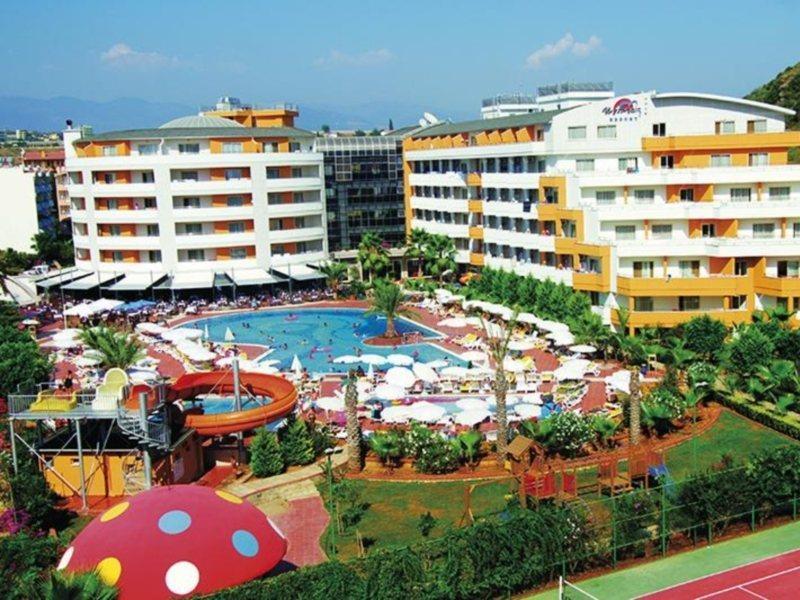 Hotel My